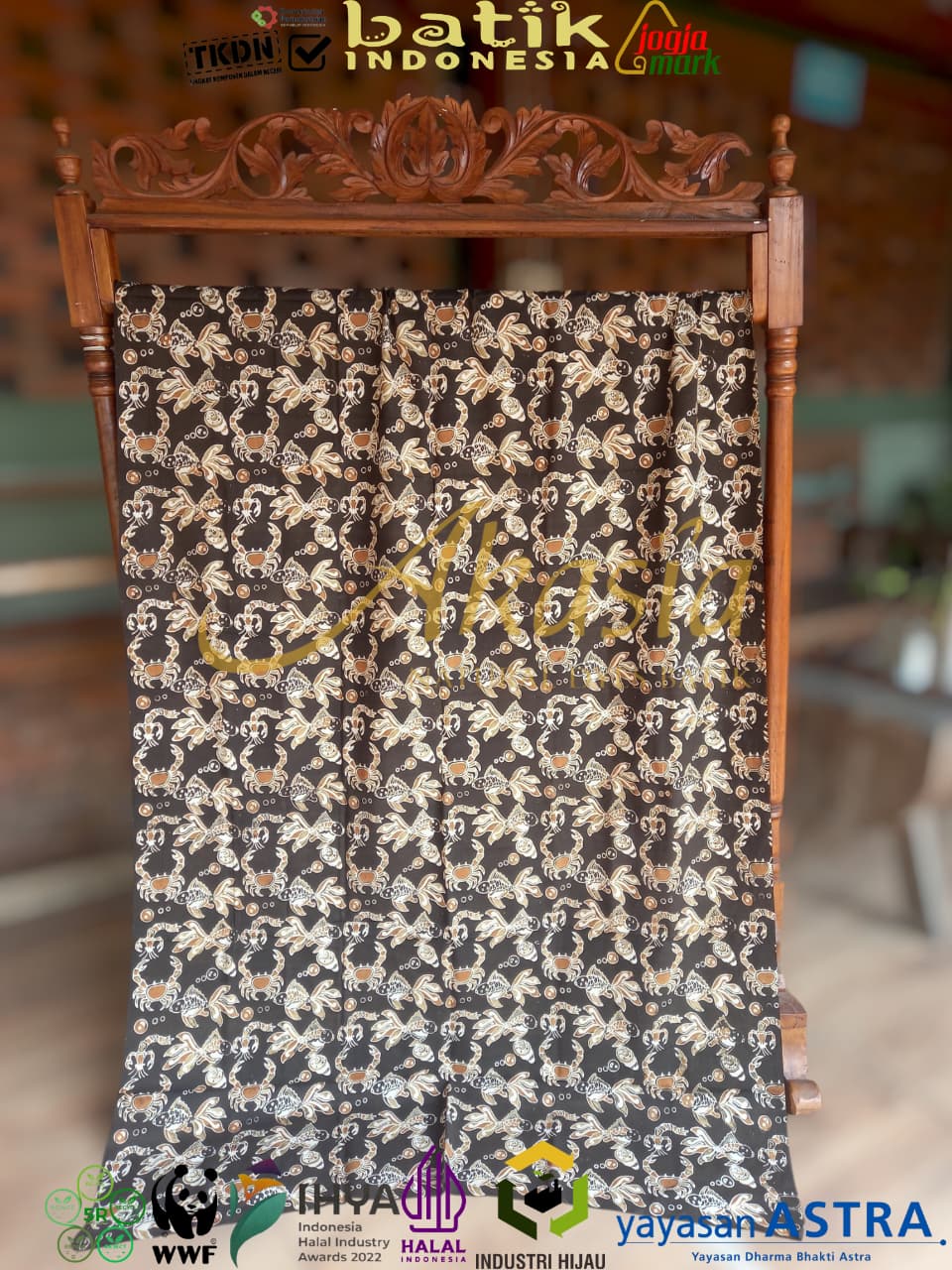 Kain batik cap motif biota laut